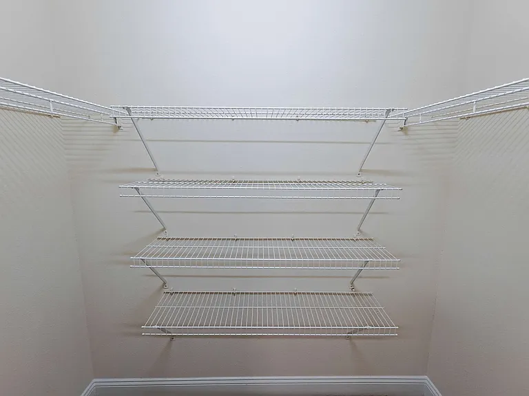 Ashbury Square Apartments — Photo 56