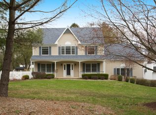 1 Kellie Ct, Califon, NJ 07830