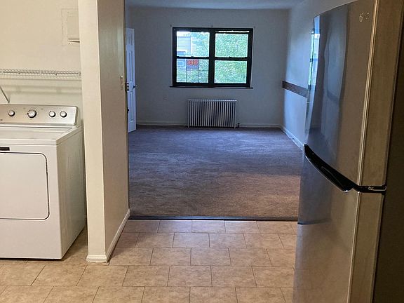 3rd image of 144 21st Ave #71AVE-B