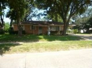684 Rainbow Dr, Shreveport, LA 71106