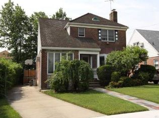 11232 68th Rd, Forest Hills, NY 11375