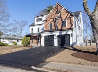 8 Greenleaf Rd, Natick, MA 01760