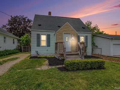 2061 E Boatfield Ave, Burton, MI, 48529