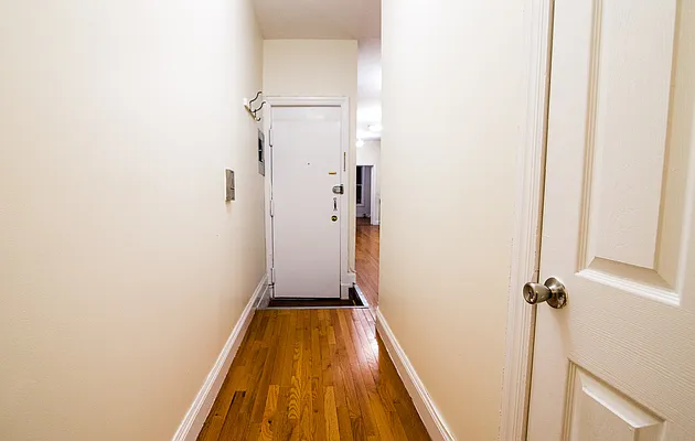 Rented by Nooklyn NYC LLC | media 22