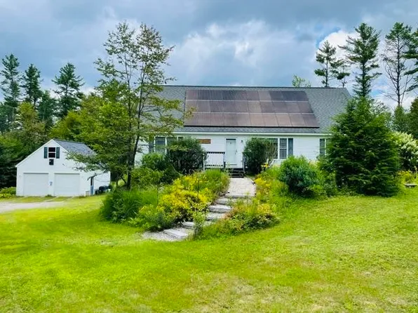 251 Perkins Pond Road, Sunapee, NH 03782