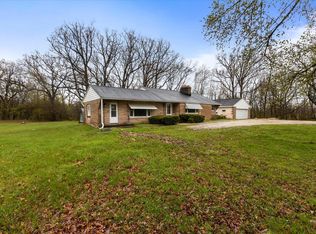 6225 Town Line Rd, Waterford, WI 53185