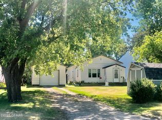 213 Elm St SE, Fertile, MN 56540