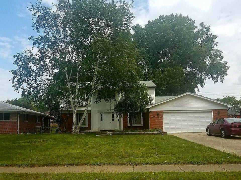 House For Sale Wellington Crescent Mt Clemens Mi at Larry Queen blog