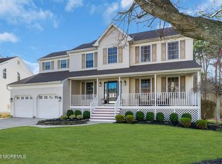 18 Gristmill Road, Howell, NJ 07731