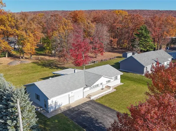 15 Wyoming St, Tamaqua, PA 18252