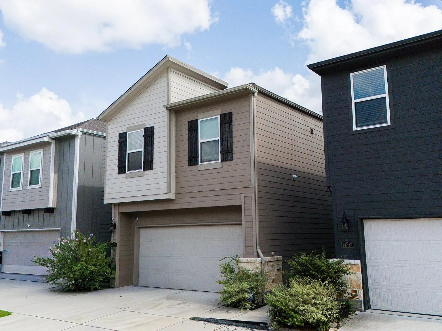 3 bed, 2.5 bath, 1838 sqft, $2,700 — Photo 4