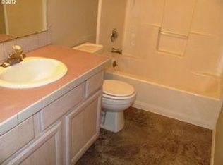 2440 S 22nd Cir, Ridgefield, WA 98642