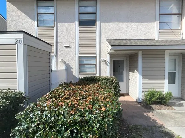 727 S Main St APT 20, Hinesville, GA 31313