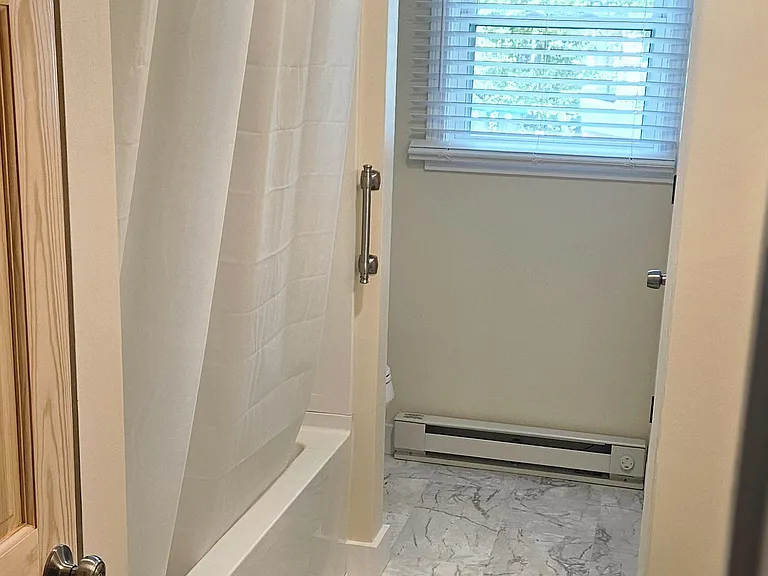 93 Lakeside Dr — Photo 18