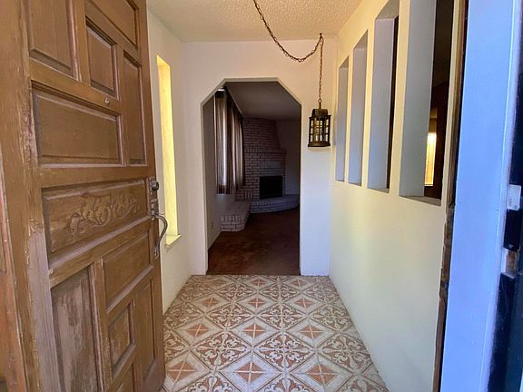 2nd image of 5712 Squires Ct
