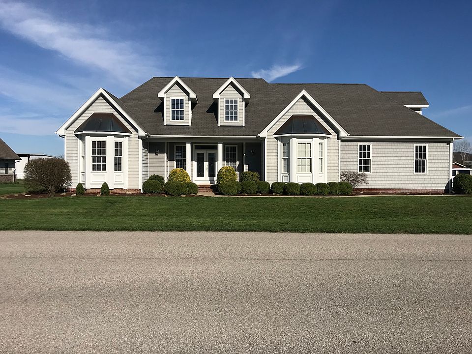 1st image of 950 Buena Vista Dr