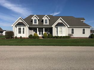 950 Buena Vista Dr, Brownstown, IN