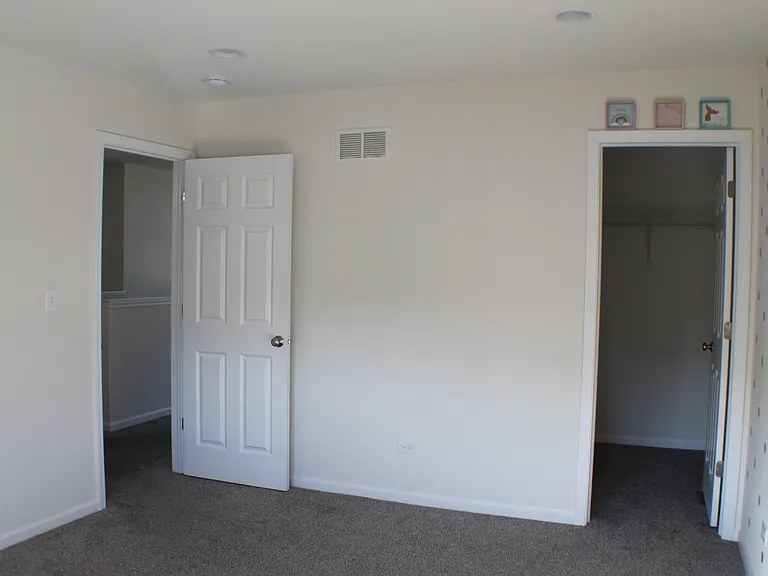 3759 Saint James Ct — Photo 14