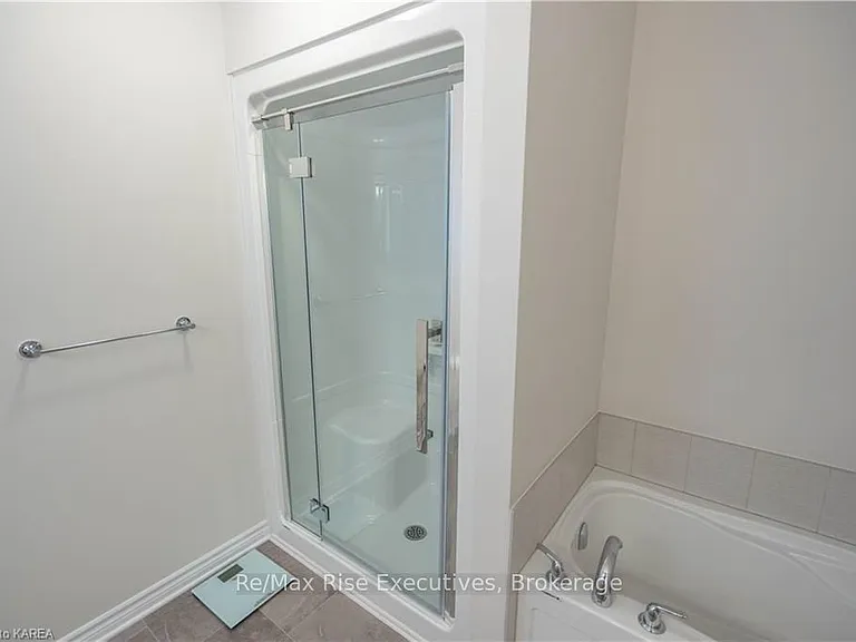 1673 Brookedayle Ave — Photo 24