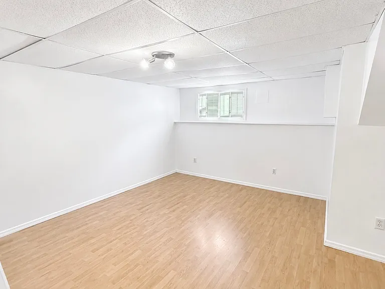 309 Terrace Ave #14 — Photo 14