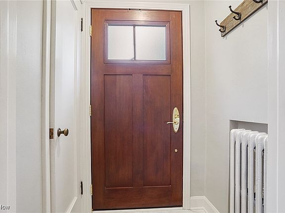 5th image of 709 Palisades Dr
