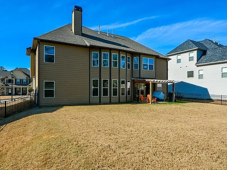 210 Thrushwood Dr — Photo 13