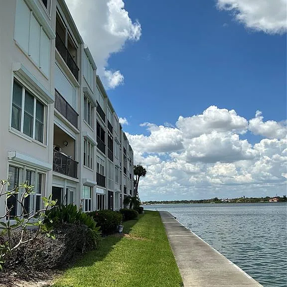 7645 Sun Island Dr S #101 — Photo 36