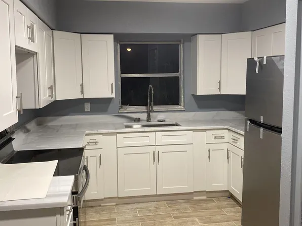 15049 Topaz Ln #A, Clearwater, FL 33760