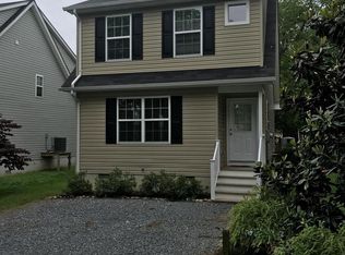 17888 2nd St, California, MD 20619