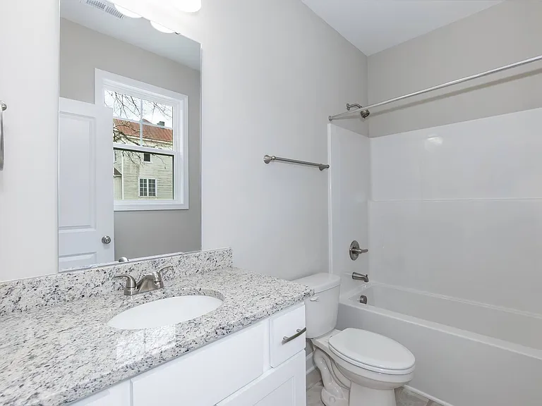 510 Branch St — Photo 17