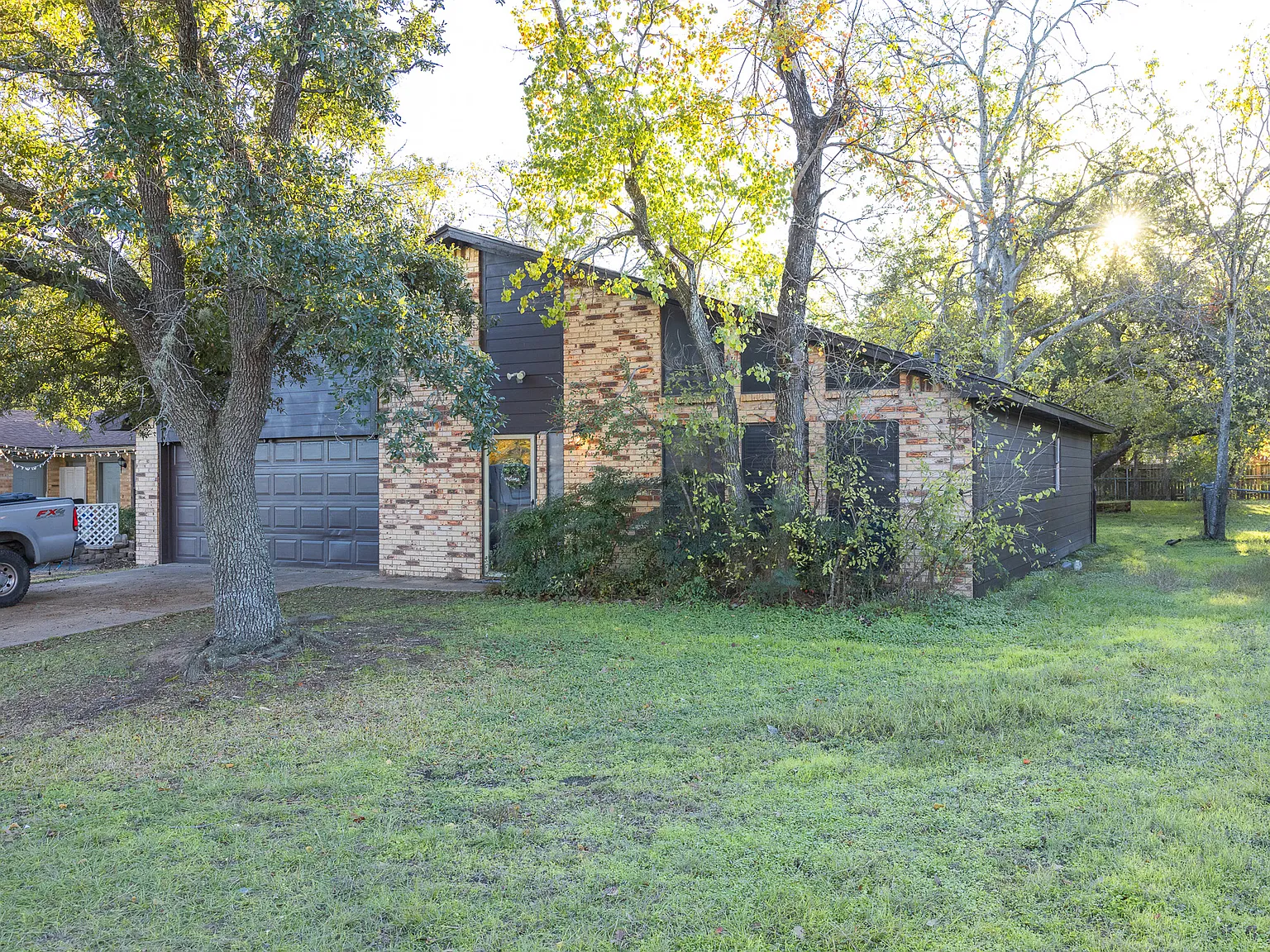 4 bed, 1789 sqft, $3,200 — Photo 1