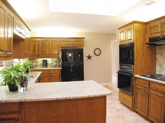 3rd image of 1648 Crooked Creek Dr
