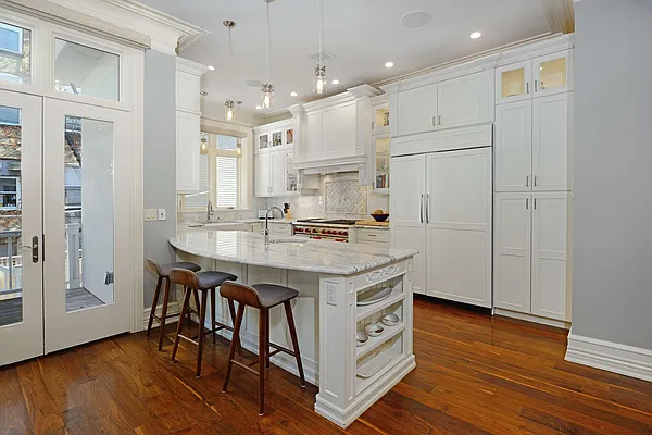 Sold by Hudson Place Realty | media 6