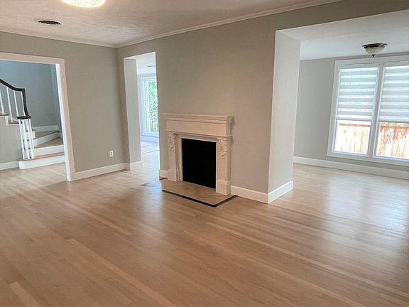 5th image of 3605 Plumb St