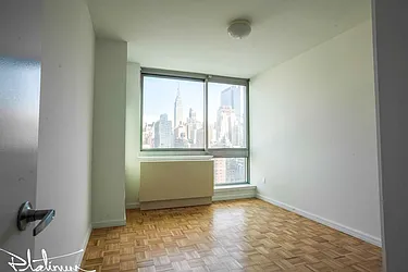 455 W 37th Street #715 in Hudson Yards, Manhattan