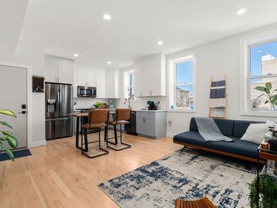 161 Cottage St #8, Boston, MA, 02128