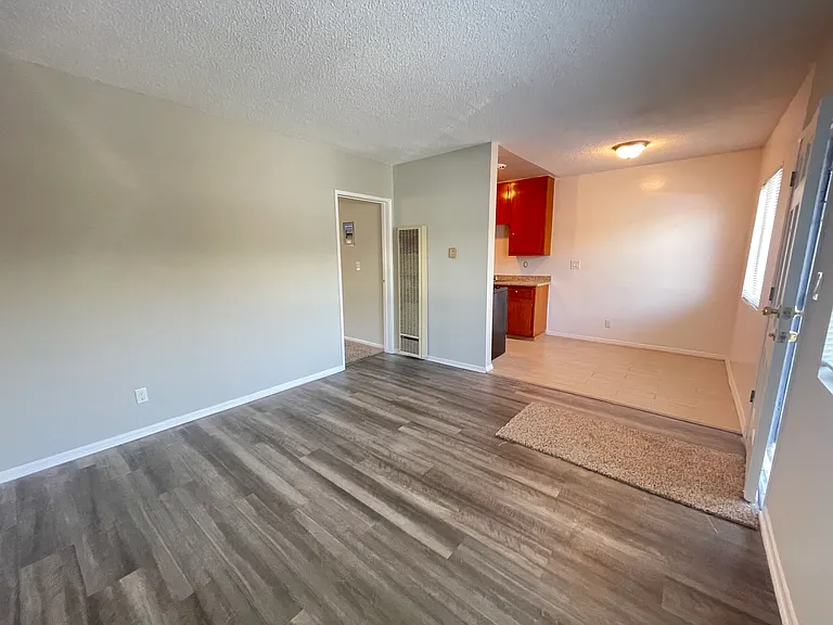 9716 Laurel St #1 — Photo 10
