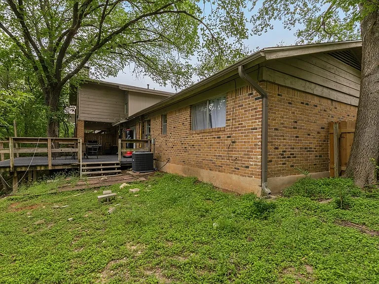 6307 Shadow Valley Dr #B — Photo 18