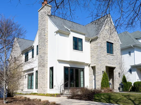 176 S Arlington Ave, Elmhurst, IL 60126