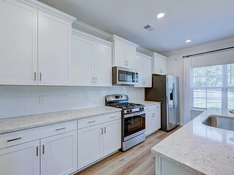 151 Brockway Dr — Photo 12