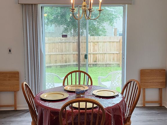 5th image of 9856 Ashburn Lake Dr