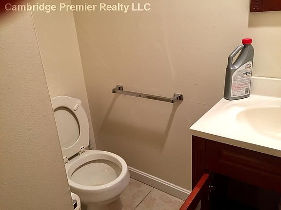 4th image of 872 Massachusetts Ave APT 902