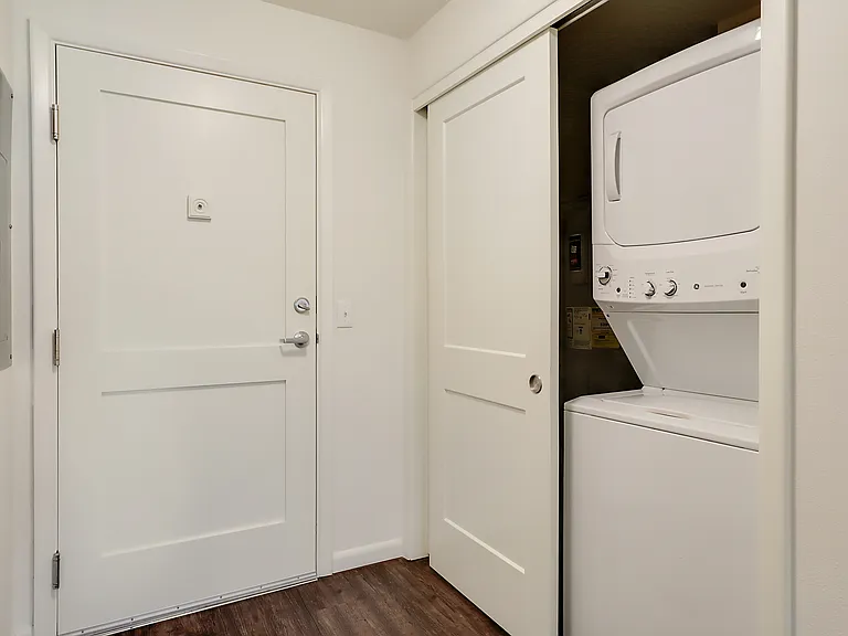 205 Washer/Dryer, 203 has same "Rio Grande" layout, finishes & features