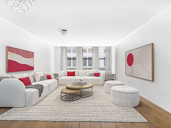 2nd image of 21 Astor Pl APT 5B