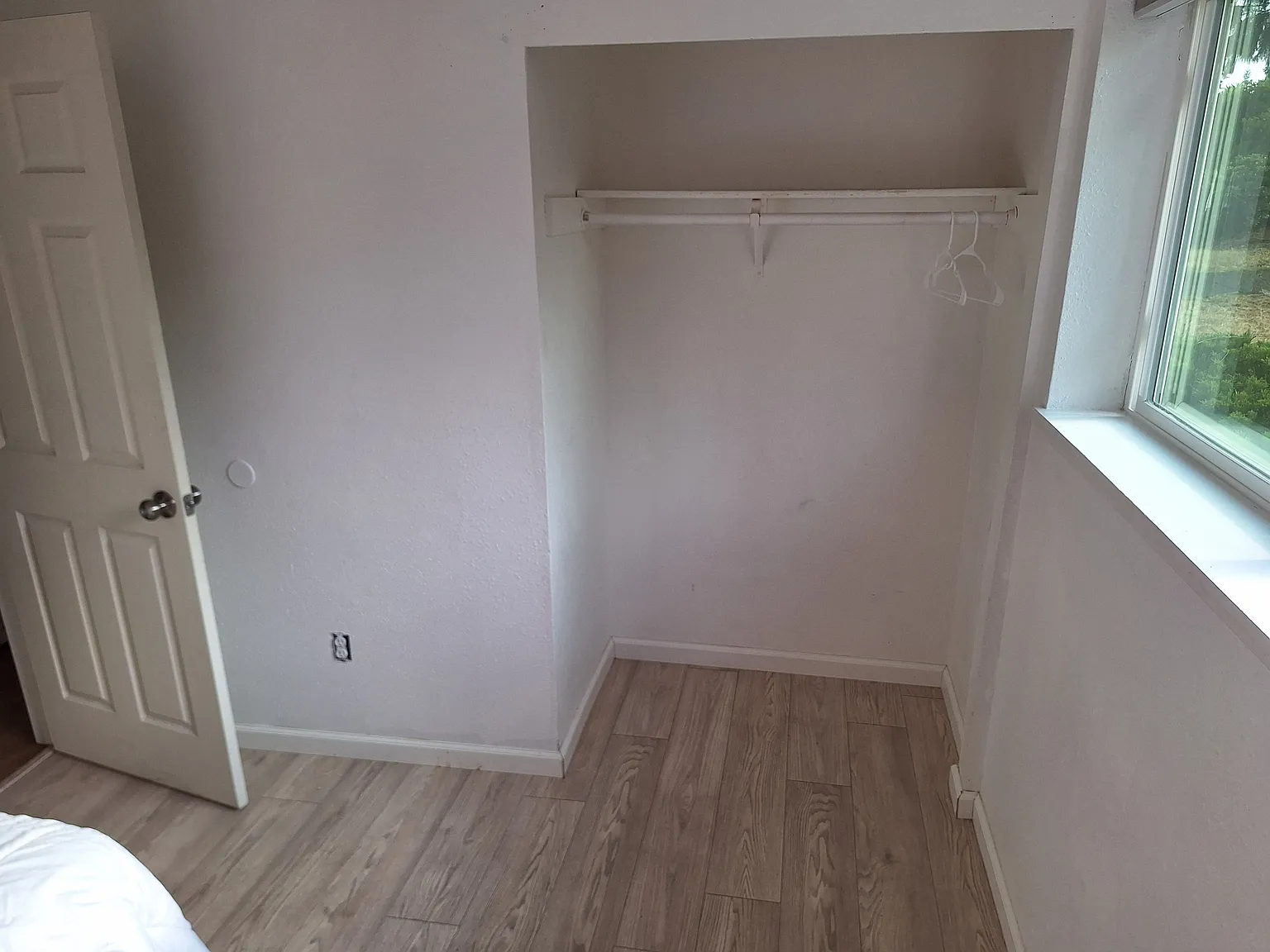4th Pl S, Federal Way — Photo 1