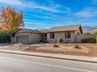 981 Valley View St, Saint Helena, CA 94574