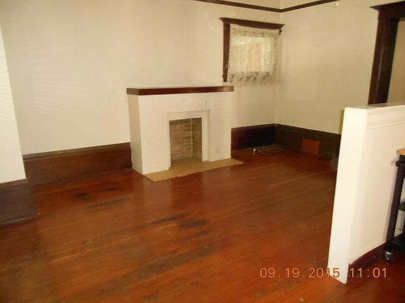 4th image of 2219 H St APT 1