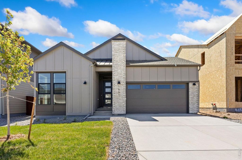 1661 Winter Glow Dr