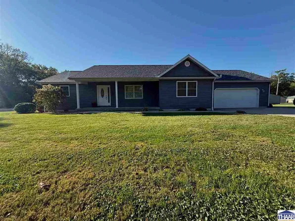 201 W Wall St, Shelburn, IN 47879