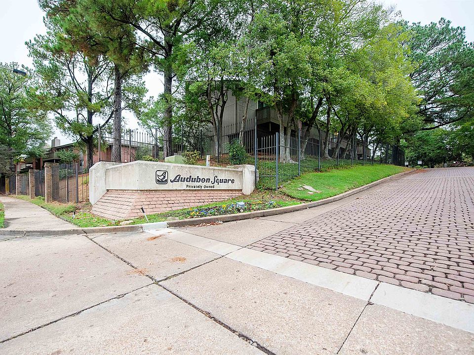 1st image of 4755 Eagle Crest Dr APT 2